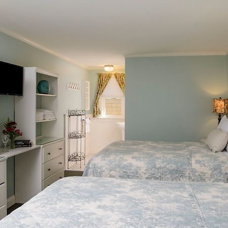 Madison Inn Oak Bluffs Ngoại thất bức ảnh