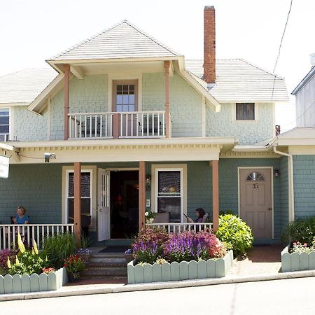 Madison Inn Oak Bluffs Ngoại thất bức ảnh