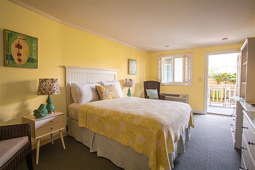 Madison Inn Oak Bluffs Ngoại thất bức ảnh